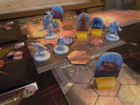  Gloomhaven: Orta Çağ Fantastik Evreninde Bir Destana Katılın!